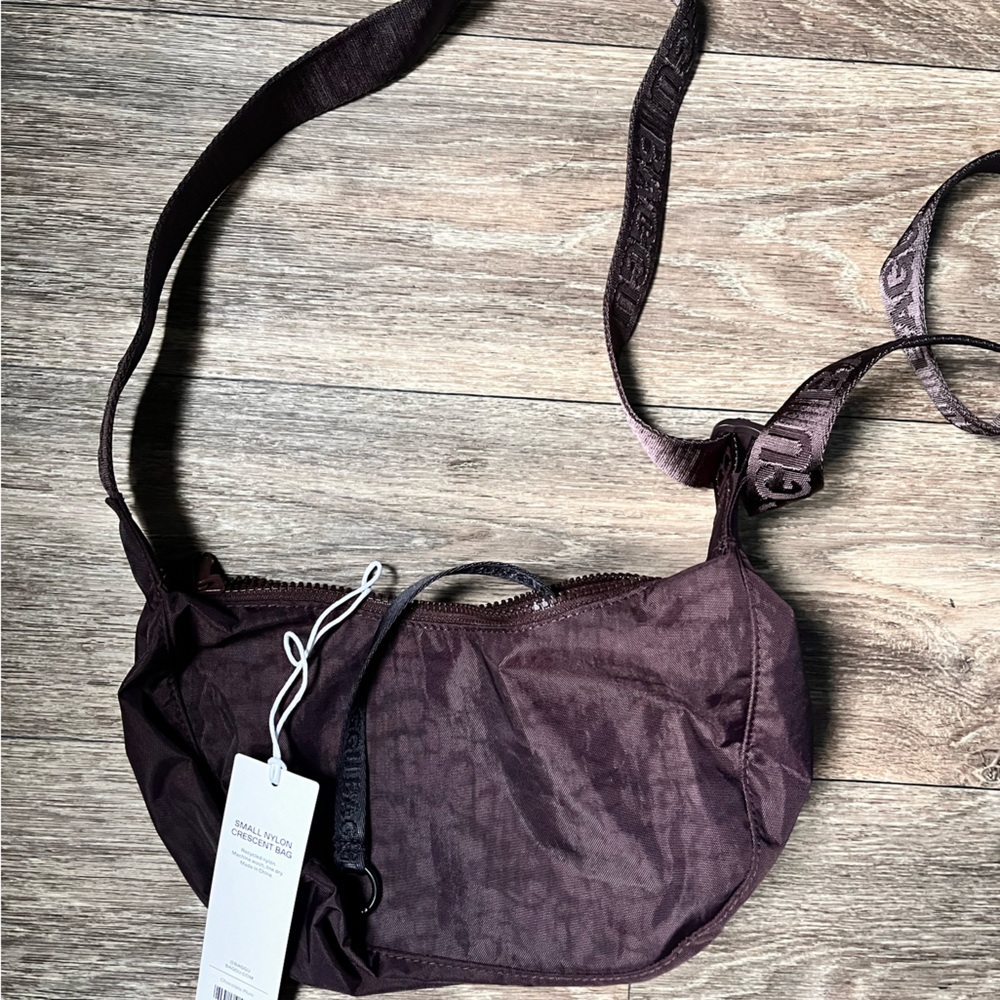 Baggu small crescent Chocolate Plum